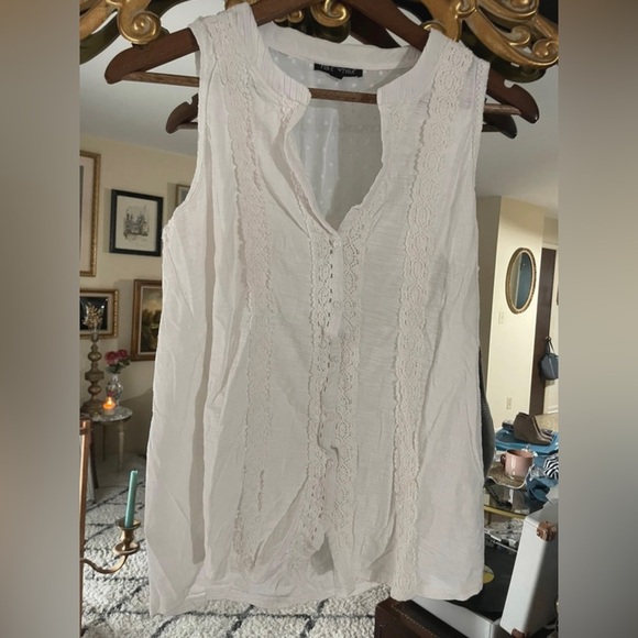 Tops - For Cynthia White Lace Embellishment Sleeveless Tank Top